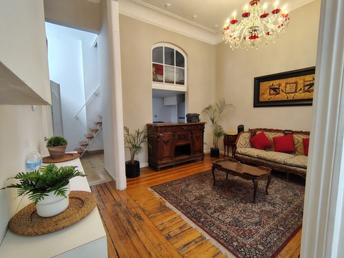 Exclusive house, great location!