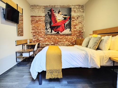 Huapango, room near St Regis Reforma!