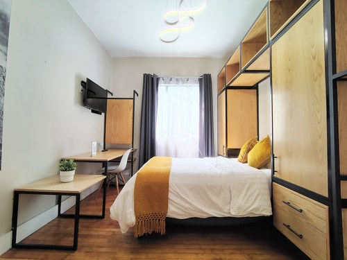 Merida, room with great location!