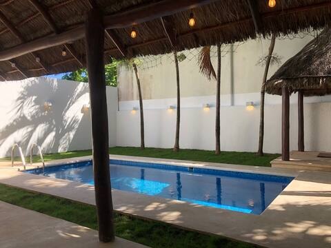 Luxury Penthouse: Panoramic Views and 3 Beds