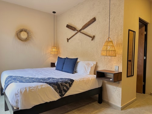 Modern Suite, Close to markets and more in Cancun!