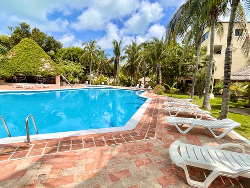 The Best Location in Hotel Zone!