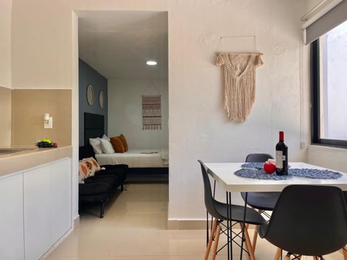 Groundfloor 1 room apartment with Wi-Fi and AC