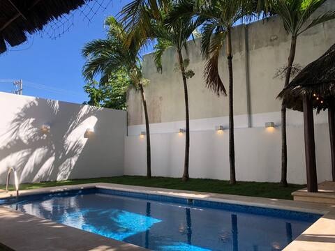 Family Luxury in PM: Garden and Pool Access