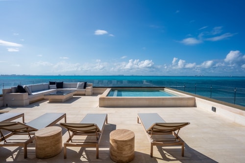 Exclusive Suite with Rooftop and Private Pool Solmar Rentals