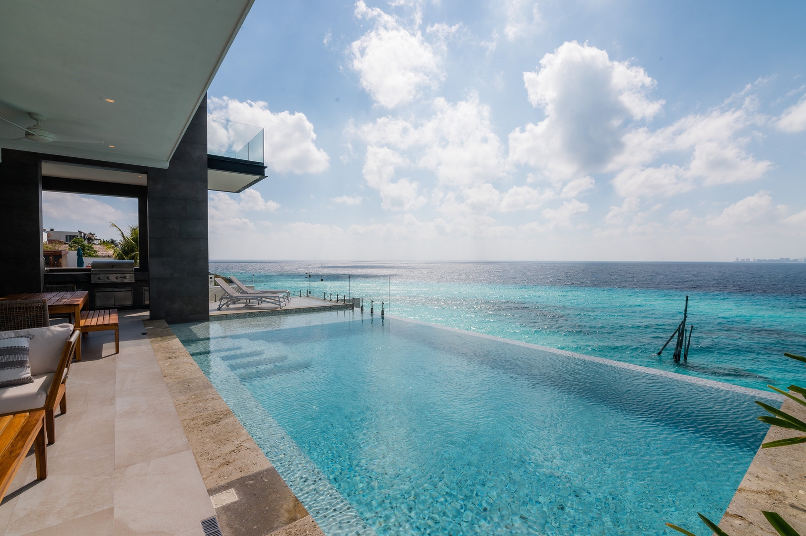 Luxury Oceanfront Villa in Isla Mujeres Solmar Rentals