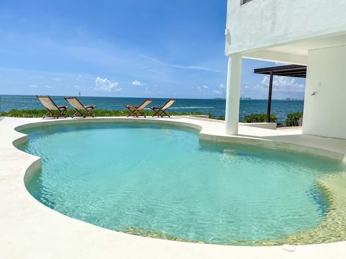 4BR Private Oceanfront Villa w/ Pool & Terrace 0 Solmar Rentals