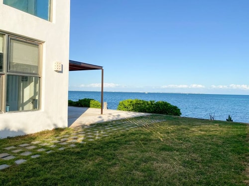 4BR Private Oceanfront Villa w/ Pool & Terrace 44 Solmar Rentals