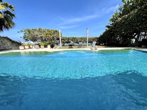 6BR Spacious Waterfront Villa w/ Private Pool 2 Solmar Rentals