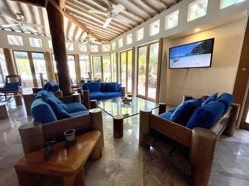6BR Spacious Waterfront Villa w/ Private Pool 60 Solmar Rentals