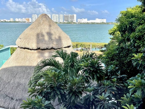 6BR Spacious Waterfront Villa w/ Private Pool 67 Solmar Rentals