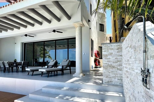 6BR Modern Oceanfront Villa w/ Infinity Pool 18 Solmar Rentals
