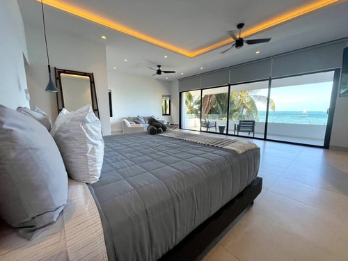 6BR Modern Oceanfront Villa w/ Infinity Pool 22 Solmar Rentals