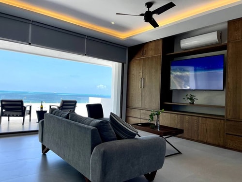 6BR Modern Oceanfront Villa w/ Infinity Pool 33 Solmar Rentals