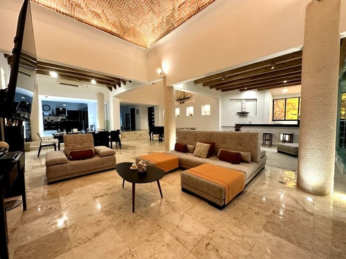 Don Village - 5BR Luxury Waterfront Private Villa 44 Solmar Rentals
