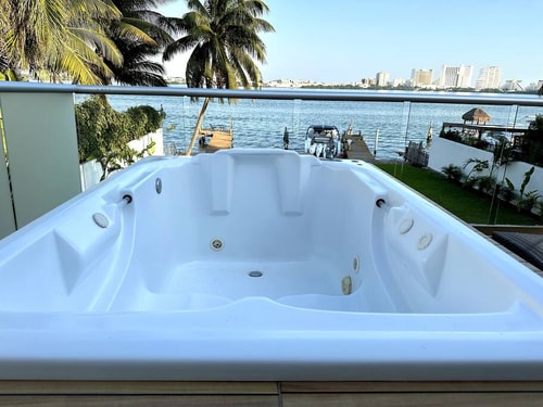 Don Village - 5BR Luxury Waterfront Private Villa 57 Solmar Rentals