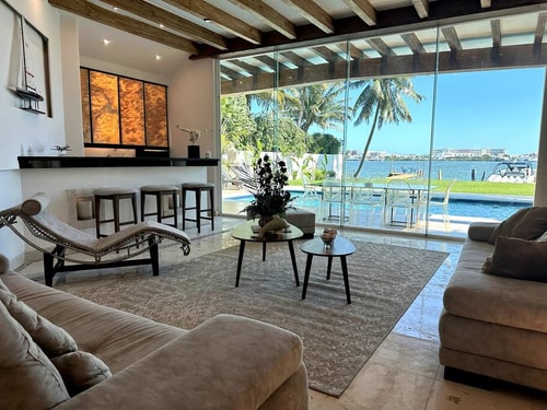 Don Village - 5BR Luxury Waterfront Private Villa 65 Solmar Rentals