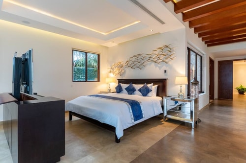 6BR Beachfront Private Luxury Villa 14 Solmar Rentals