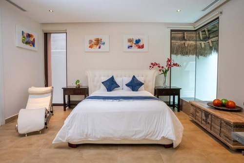 6BR Beachfront Private Luxury Villa 20 Solmar Rentals