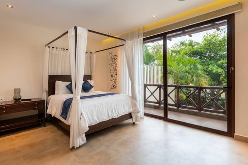 6BR Beachfront Private Luxury Villa 26 Solmar Rentals