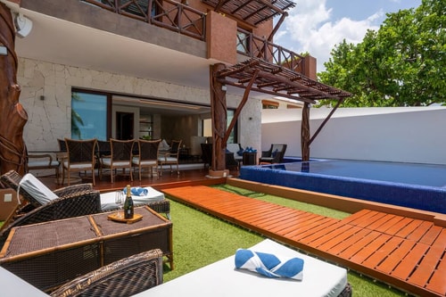 6BR Beachfront Private Luxury Villa 61 Solmar Rentals
