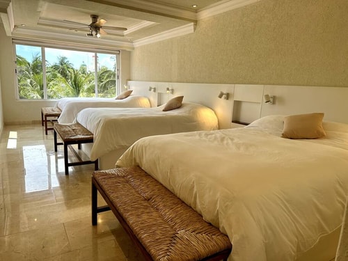 6BR Beachfront Exclusive Villa w/ Private Pool 19 Solmar Rentals