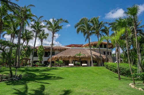 Villa Alma - Beachfront Exclusive Villa in Cancun 3 Solmar Rentals