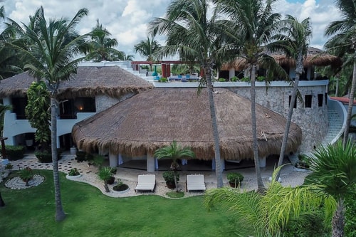 Villa Alma - Beachfront Exclusive Villa in Cancun 15 Solmar Rentals