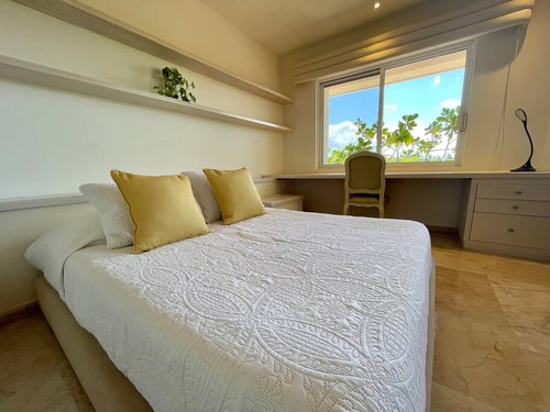 5BR Ocean Front Hotel Zone Luxury House 35 Solmar Rentals