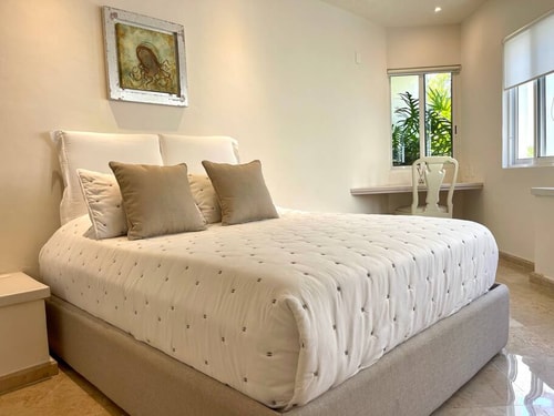 5BR Ocean Front Hotel Zone Luxury House 40 Solmar Rentals