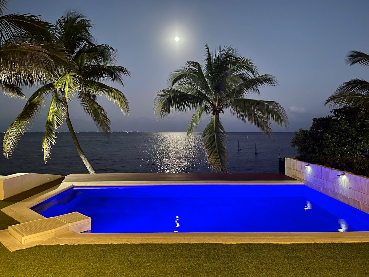 5BR Ocean Front Hotel Zone Luxury House Solmar Rentals