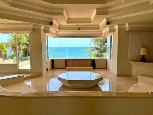 6BR Beachfront Exclusive Villa w/ Private Pool 8 Solmar Rentals