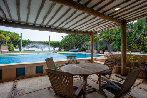 6BR Spacious Waterfront Villa w/ Private Pool 5 Solmar Rentals