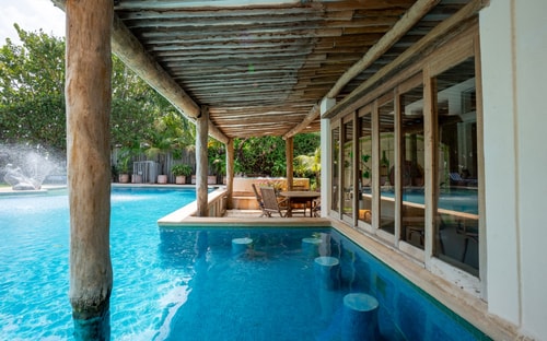 6BR Spacious Waterfront Villa w/ Private Pool 3 Solmar Rentals