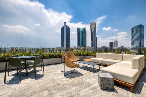 Amazing Studio Apartment | Balcony | Gym