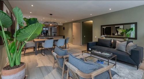 4BR Great Location | Next to Ritz Carlton