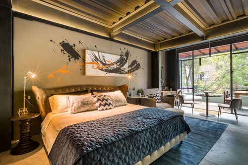 Roma Loft w/Terrace 3 blocks from Plaza LC