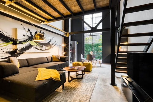 Artsy Roma 2 Level Loft