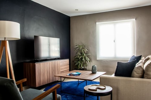 Cute, Renewed Roma Apartment