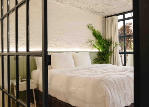 2BR | Patio | Romandesa