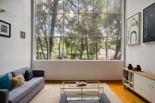 1BR Artist Den By Luis Barragan