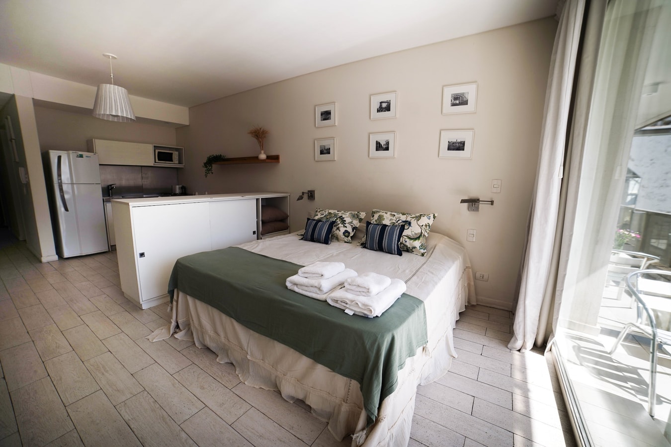 Iq Montevideo 1250 - 808 · One Temporary - Estudio en Recoleta con amenties