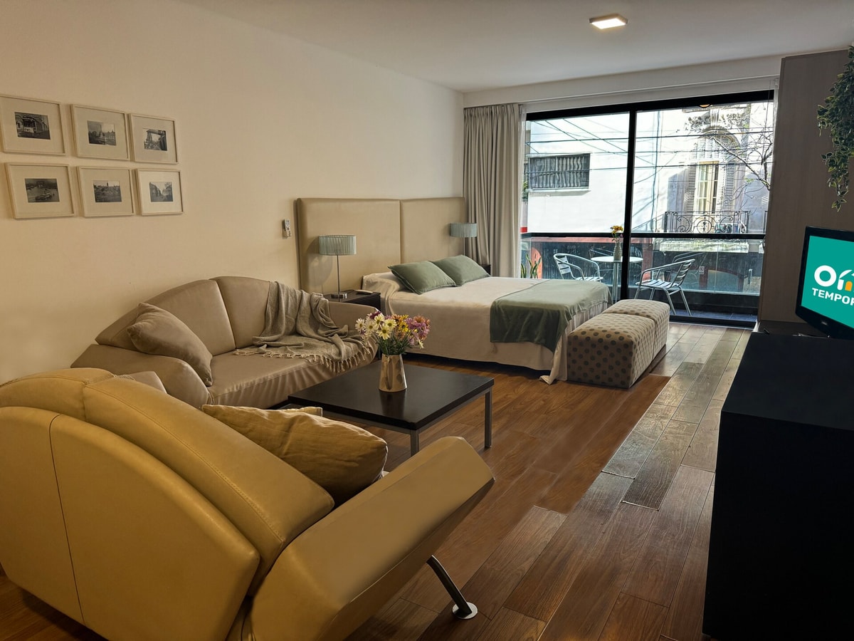 Omar Pereira | 1D · One Temporary Recoleta | Pacheco de Melo 1859 1D