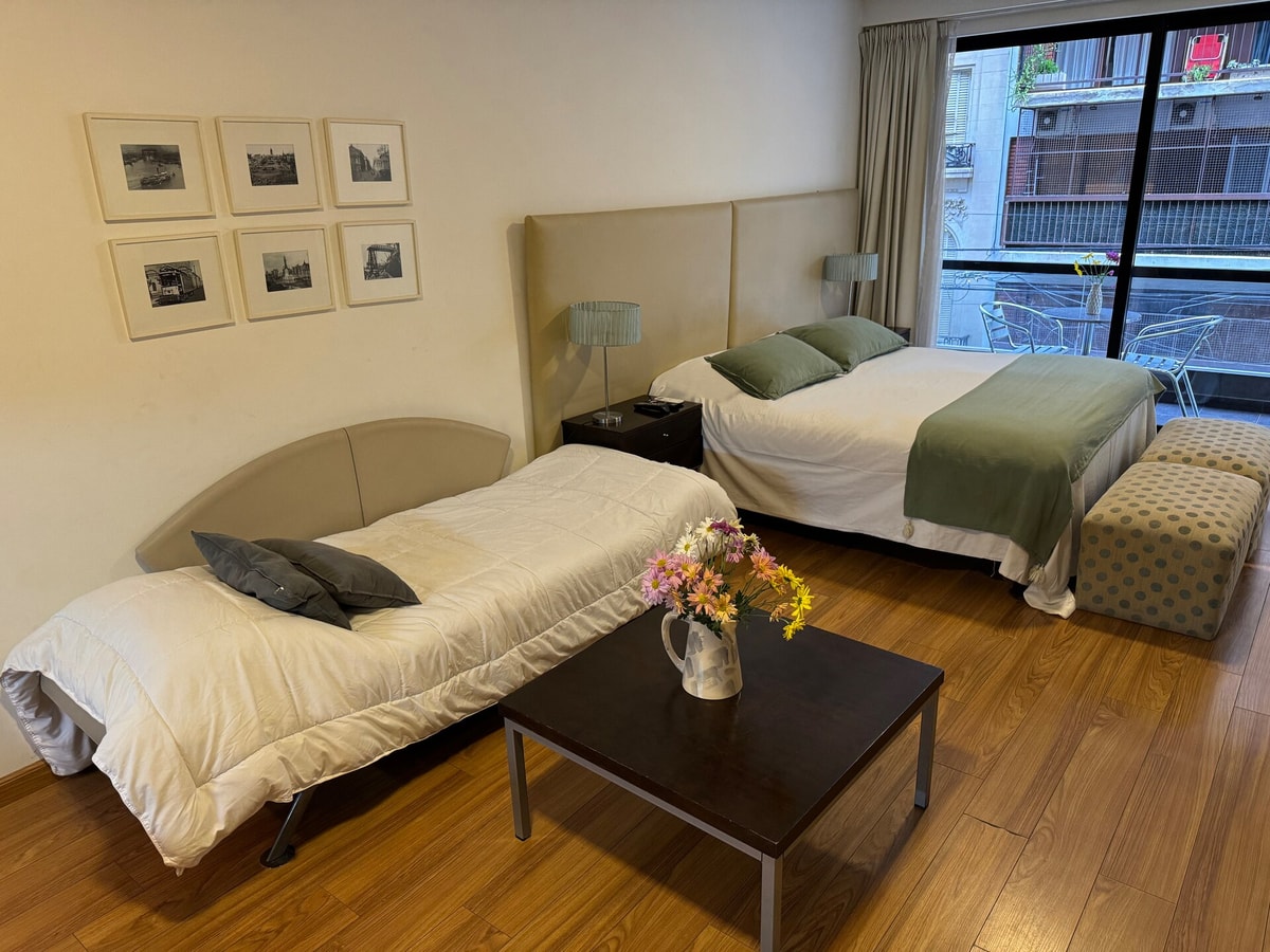 Omar Pereira | 5A · One Temporary Recoleta | Pacheco de Melo 1859 5A