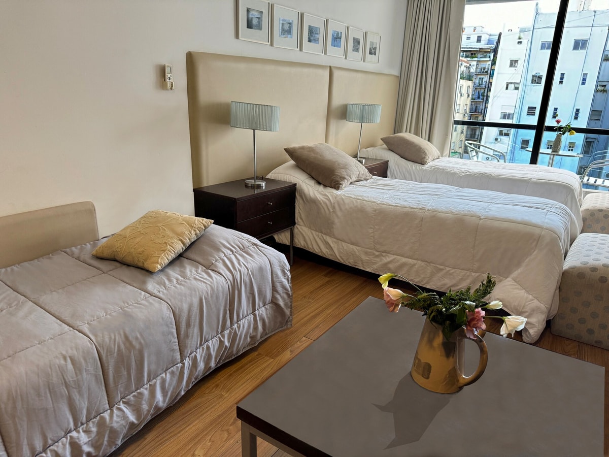 Omar Pereira | 9E.2 · One Temporary Recoleta | Pacheco de Melo 1854 9E.2