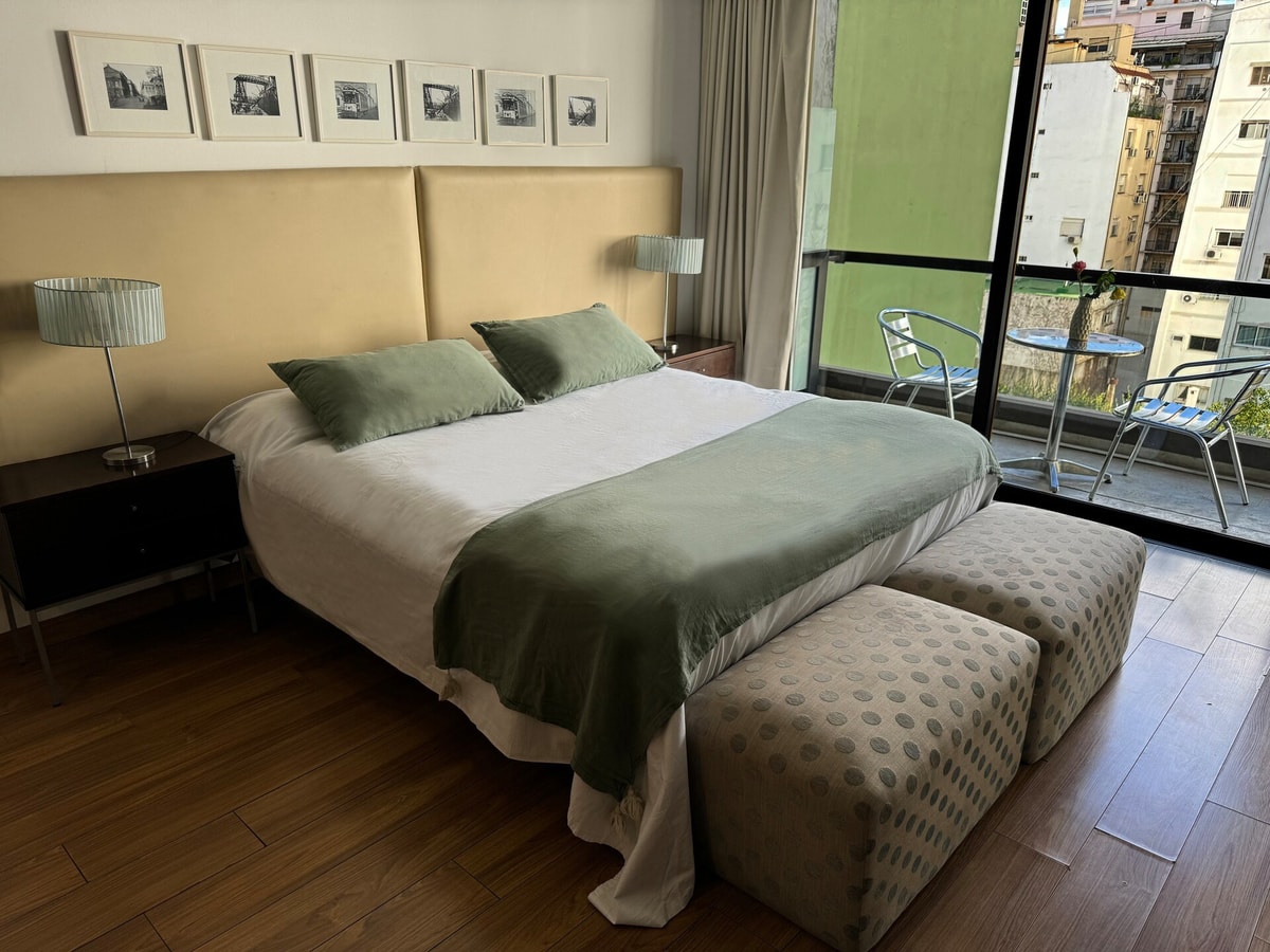 Omar Pereira | 9F · One Temporary Recoleta | Pacheco de Melo 1859 9F