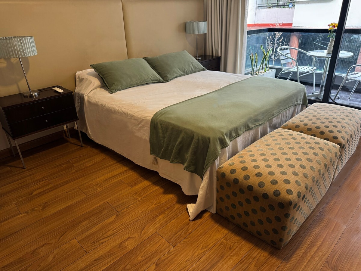 Omar Pereira | 1D · One Temporary Recoleta | Pacheco de Melo 1859 1D