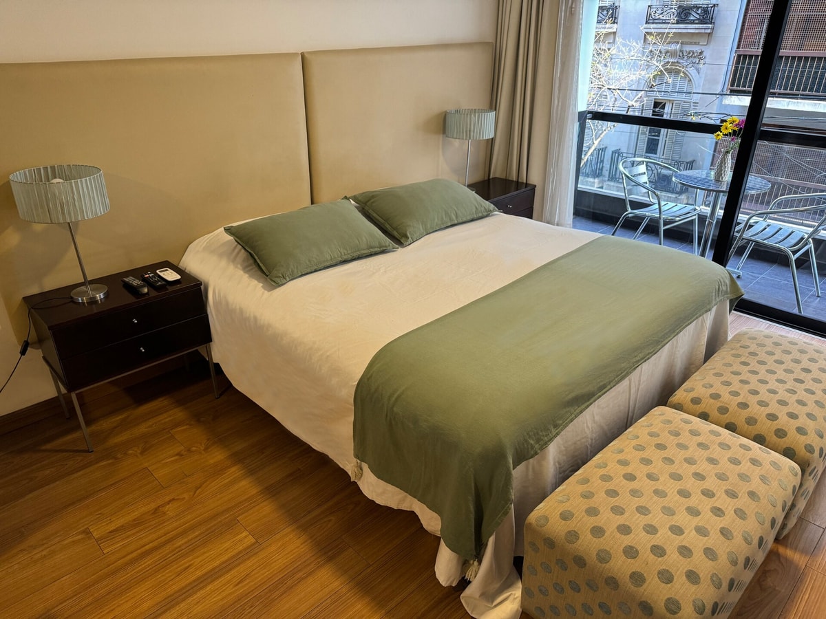 Omar Pereira | 5A · One Temporary Recoleta | Pacheco de Melo 1859 5A