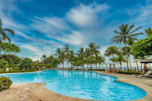 Hermosa Palms Breeze & Beach Club