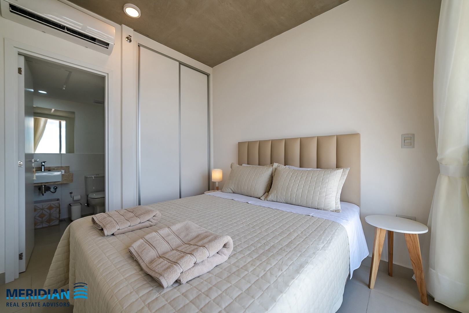 ¡A pasos del Centro con increíbles vistas! 5* 19 Meridian Executive Rentals